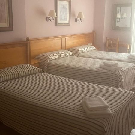 La Posa Pansiyon Villar del Arzobispo Dış mekan fotoğraf
