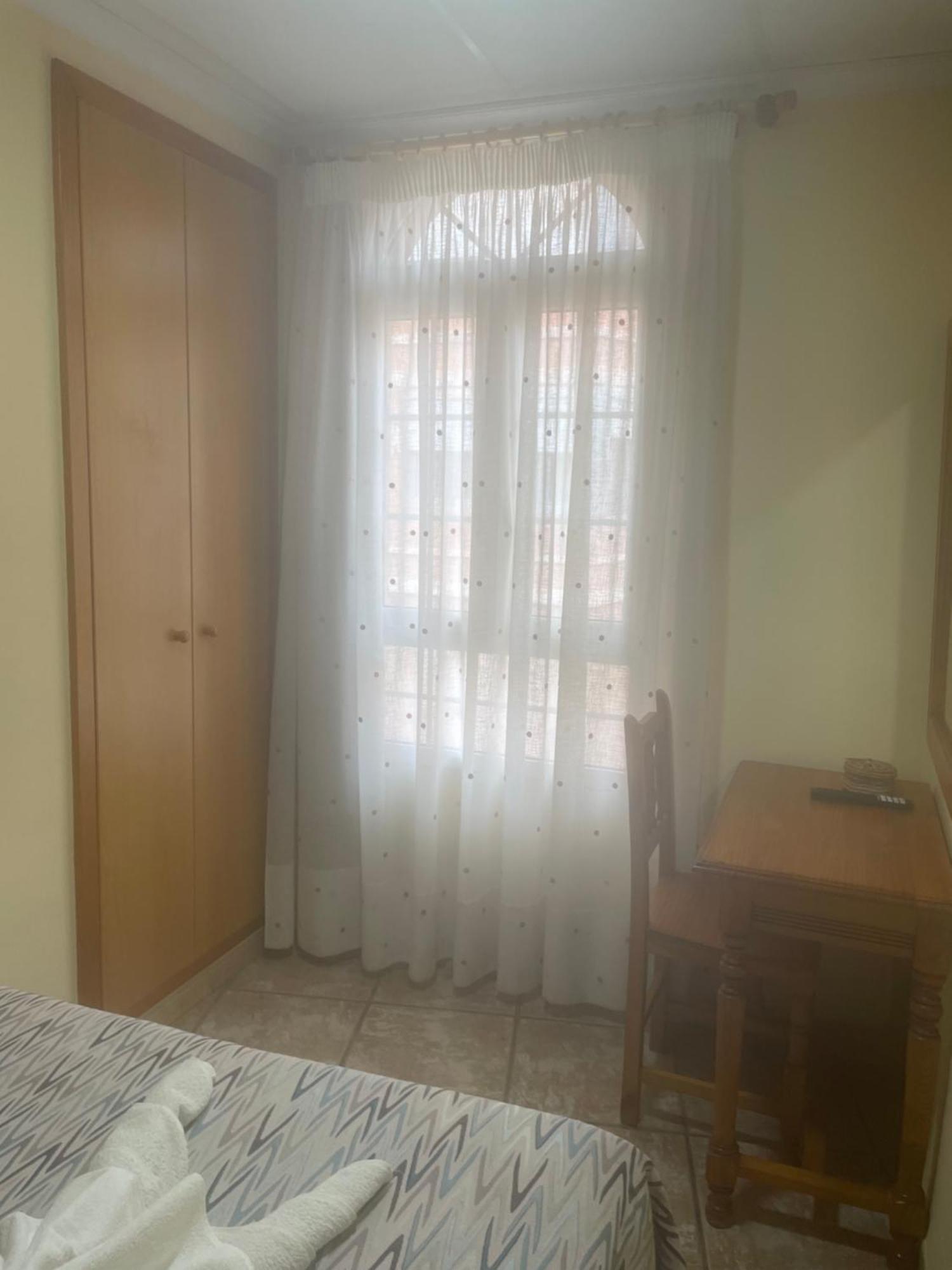 La Posa Pansiyon Villar del Arzobispo Dış mekan fotoğraf