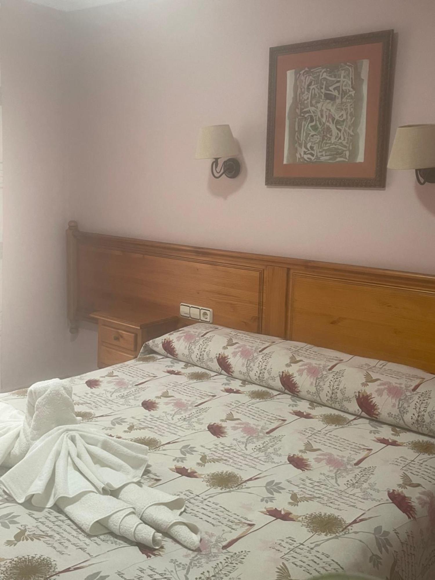 La Posa Pansiyon Villar del Arzobispo Dış mekan fotoğraf