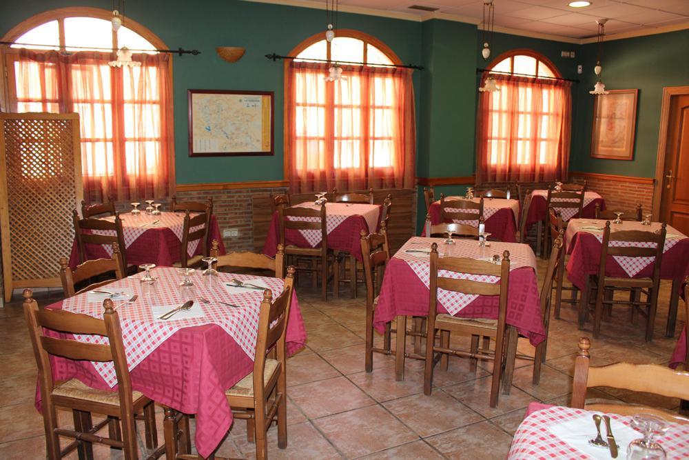 La Posa Pansiyon Villar del Arzobispo Dış mekan fotoğraf